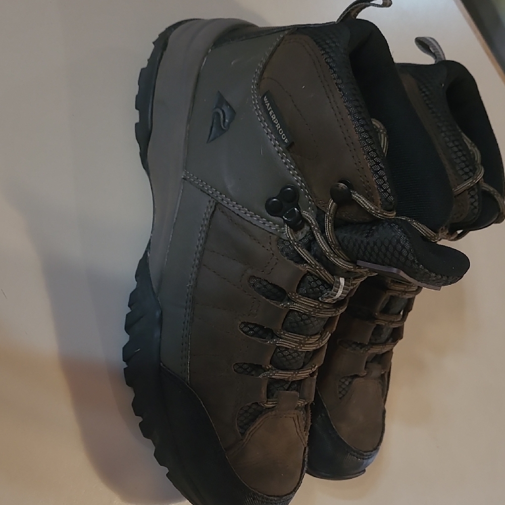 Ozark Trail Men's Dark Brown Hiking Boots